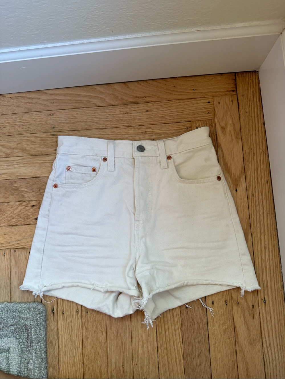 Levi's Cream High-Rise Cutoff Denim Shorts